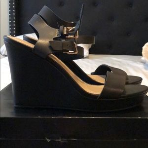 Forever 21 Black wedges